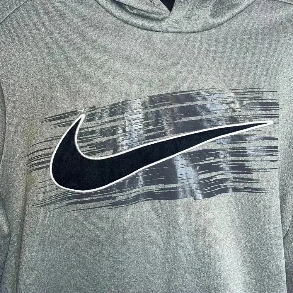Nike thermal hoodie /sz sm